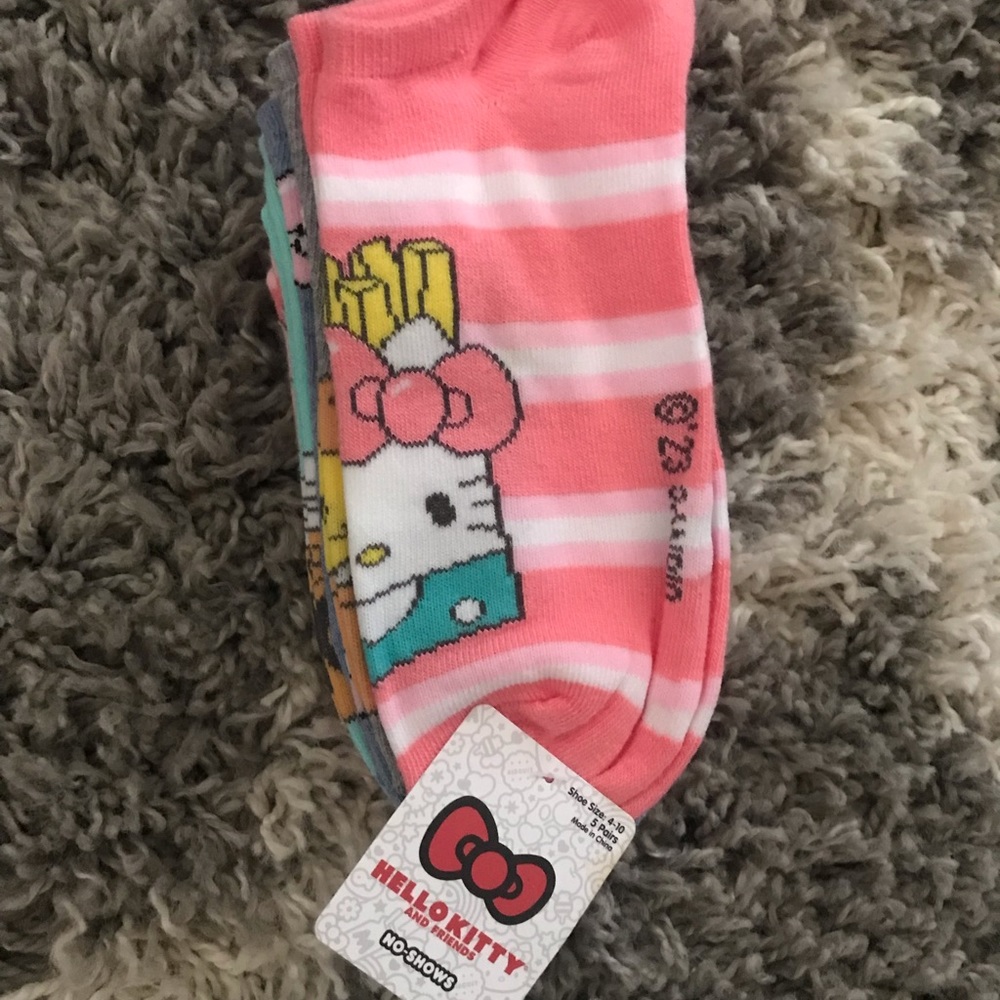 No show hello Kitty socks